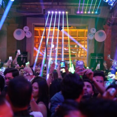 Movimiento del aire de Void Acoustics en una discoteca de Grille, México 62